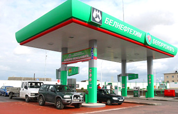 Цены на нефть обвалились, но «Белнефтехим» не уменьшил цены на АЗС