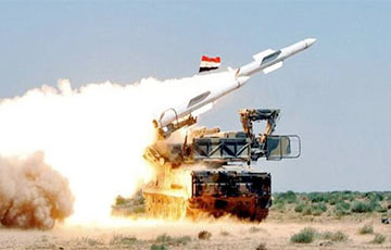 СМИ: Сирийские ПВО попали по израильскому самолету