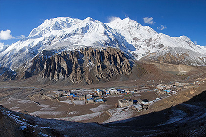 В Гималаях пропали полторы сотни туристов