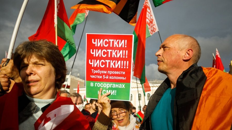 Эксперт: Без пропаганды сторонники Лукашенко не будут знать, что делать