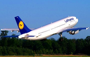 Lufthansa разрешит пользоваться телефоном во время полетов