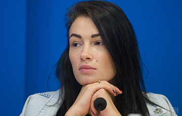 Певица Анастасия Приходько решила уйти в политику