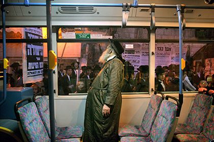 Израиль отказался от идеи сегрегации палестинцев в автобусах