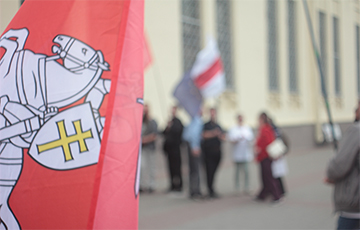Фотофакт: Пикеты «Европейской Беларуси» в центре Минска