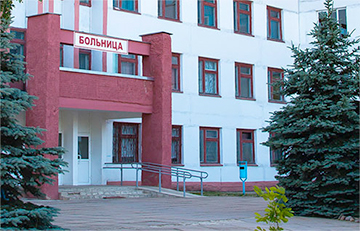 «Никаких поминок и прощаний»: в Климовичской больнице от коронавируса умирают старики?