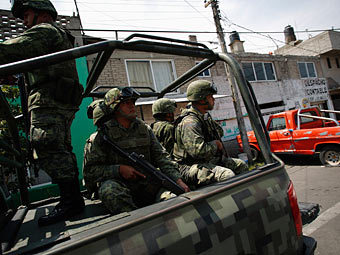 В пригород Мехико Несауалькойотль ввели войска