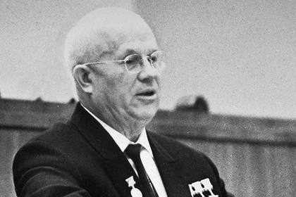 Хрущева и Рокоссовского вслед за Гитлером исключили из граждан польского Щецина