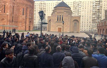 В Москве задержали протестующих граждан Армении