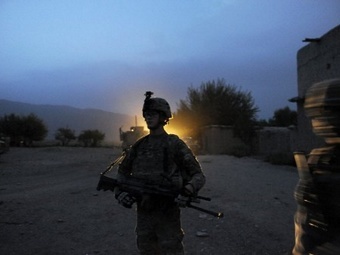 На базе НАТО в центральном Афганистане совершен теракт