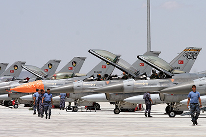 Турецкие ВВС отказались от полетов над Сирией