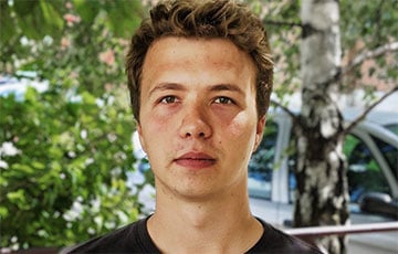 В Минском аэропорту задержан журналист Роман Протасевич