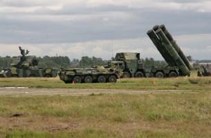 Россия отправит в Беларусь четыре зенитно-ракетных комплекса