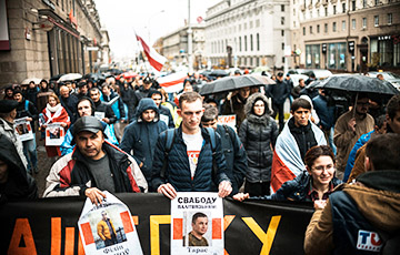 Армянское «Радио Свобода» опубликовало яркий фоторепортаж с Марша рассерженных белорусов 2.0