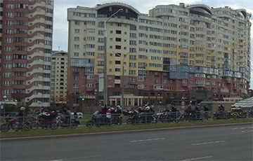 Байкеры под бело-красно-белыми флагами выехали на улицы Минска