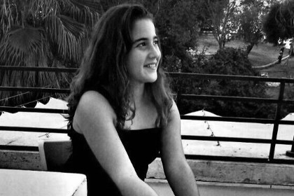 Раненная ножом на гей-параде в Иерусалиме девушка умерла