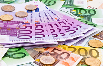 Курс евро в России превысил 94 рубля
