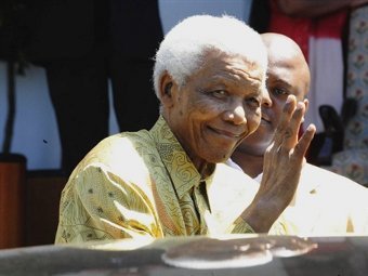 Reuters и Associated Press шпионили за домом Манделы